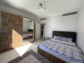 Lovely Apartment with Sea view in Flora residence!